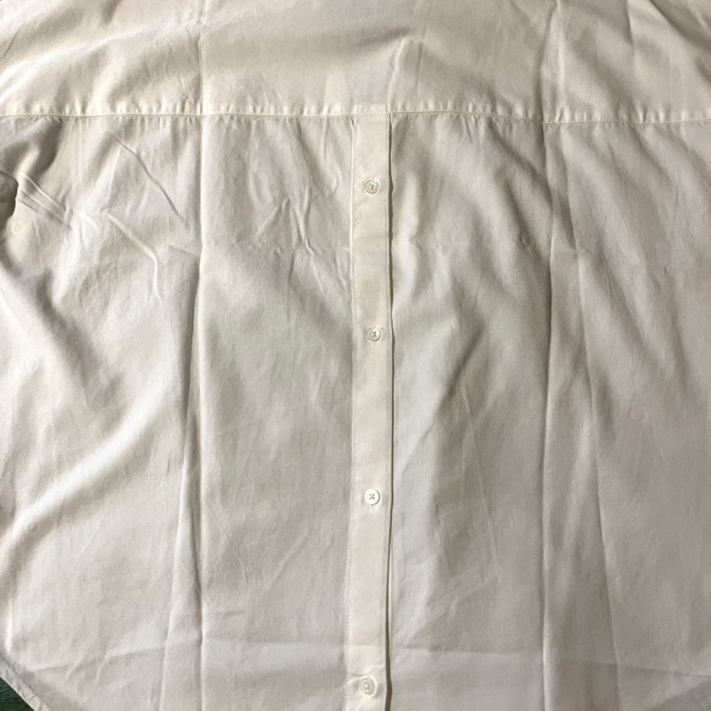 Madewell button back shirt